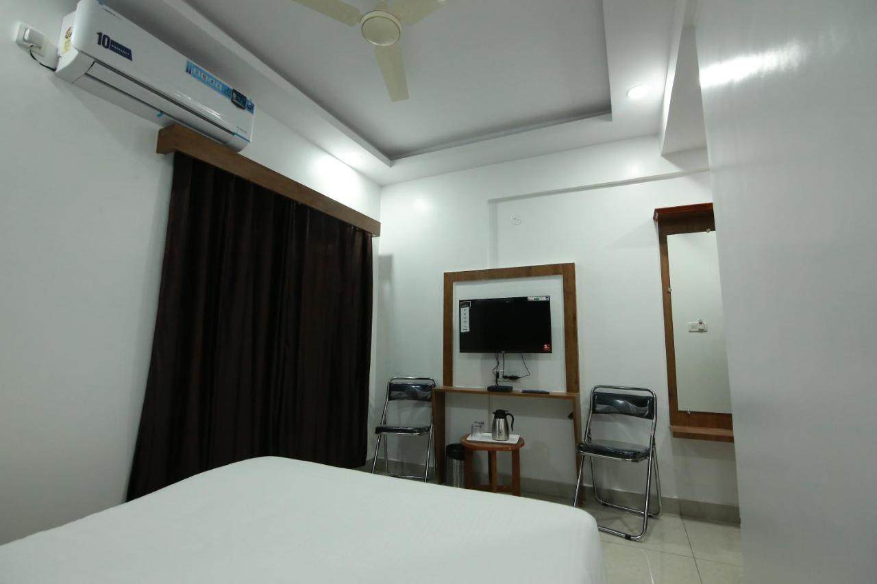 Hotel Bg Inn Μπανγκαλόρ Εξωτερικό φωτογραφία